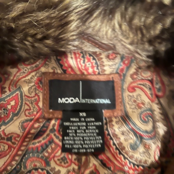 Jacket - Picture 2 of 3